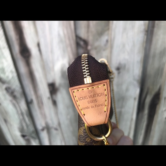 Louis Vuitton mini Pochette - Picture 3 of 4